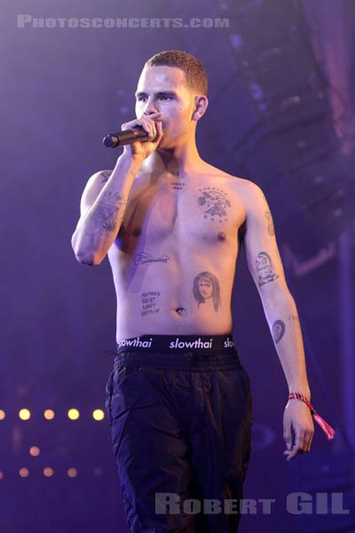 SLOWTHAI - 2019-10-31 - PARIS - Grande Halle de La Villette - Nef - 